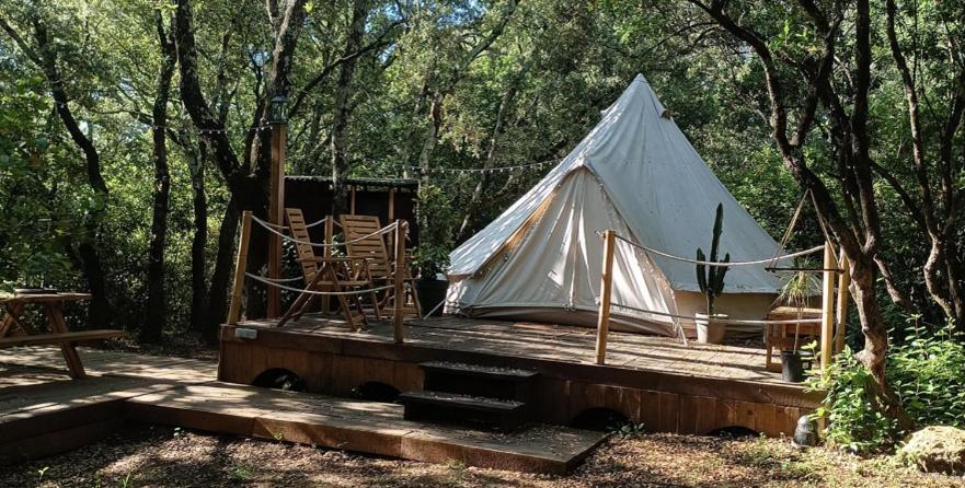 Evasion En Pleine Nature, Tipi Insolite Et Jacuzzi Au Pont Du Gard ! Vers-Pont-du-Gard Exterior foto